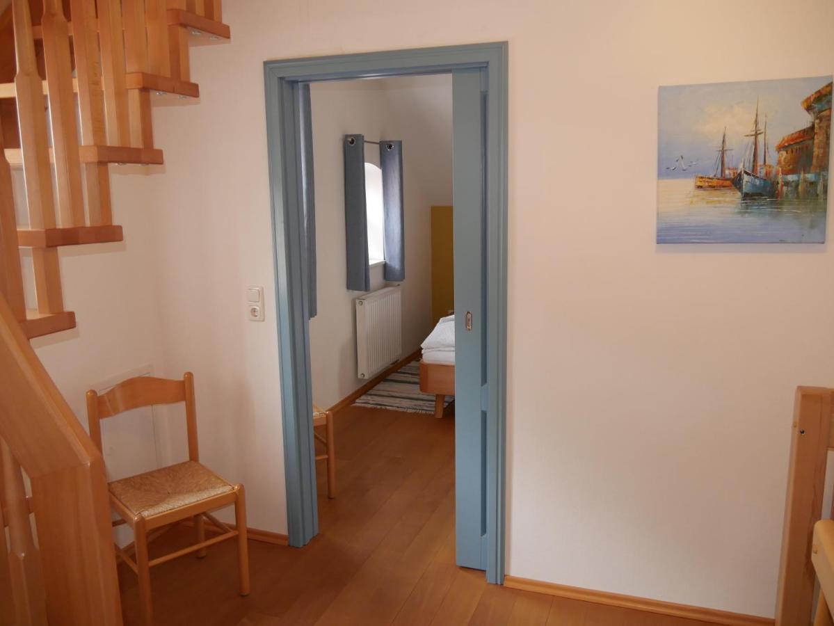 Lindenhof, Wohnung 1, Giebel Vipperow Exterior foto